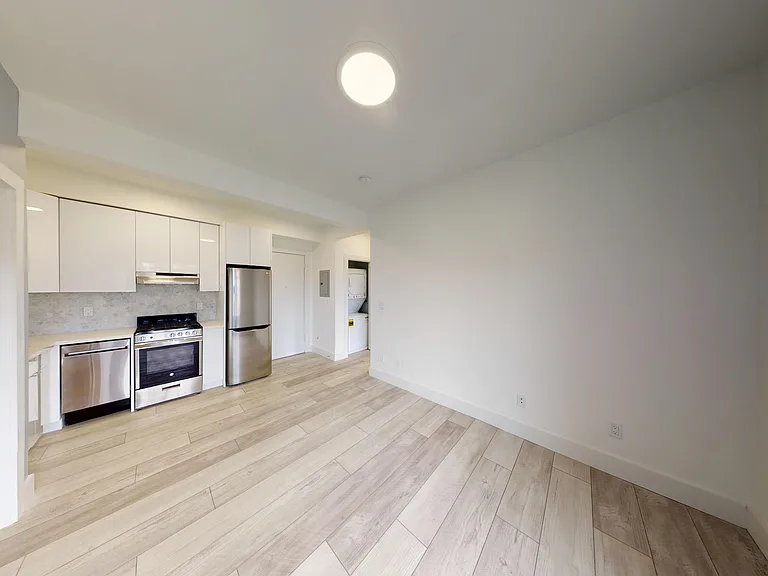 2500 Durant Avenue — Photo 11