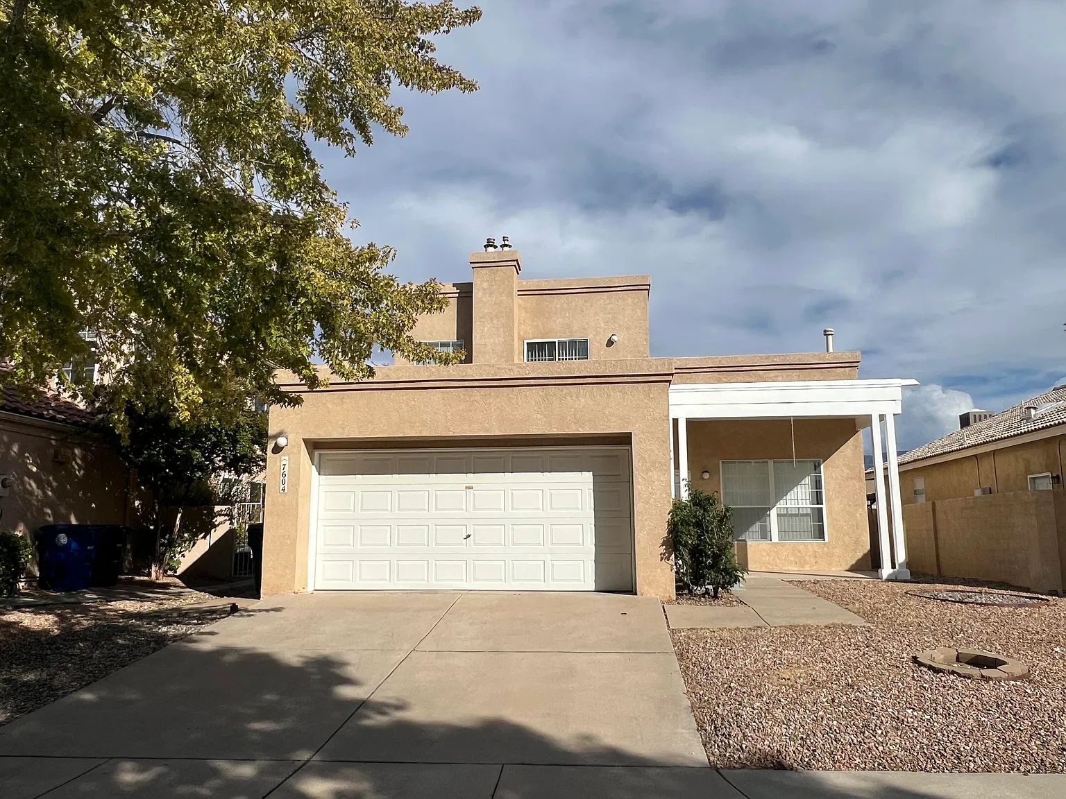 2 bed, 2.0 bath, 1588 sqft, $2,000 — Photo 1