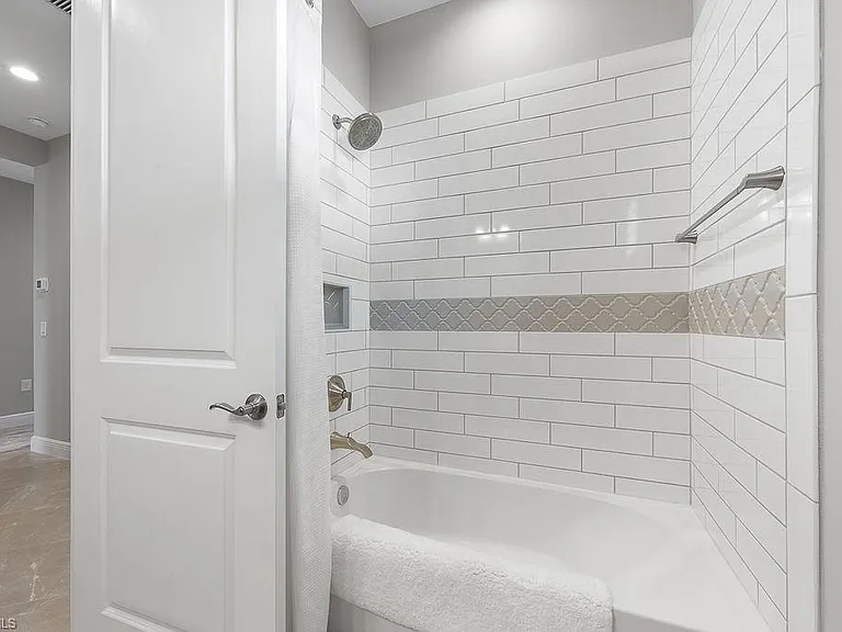 4584 Centaurus Cir — Photo 20