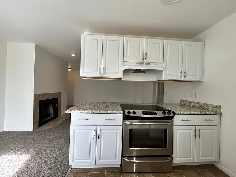 3045 Kings Ridge Blvd #1 — Photo 10