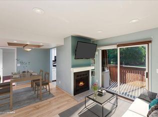 7540 Foxridge Way #8-B, Anchorage, AK 99518