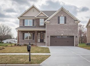 1098 Old Stone Ln, Kernersville, NC 27284