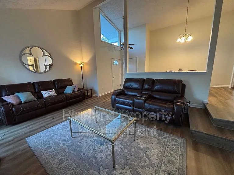 2012 Lakemeadow Dr — Photo 35
