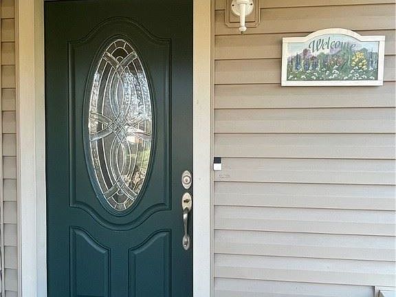 4th image of 207 Dale St