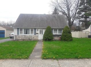 1315 Andover Rd, Bethlehem, PA 18018