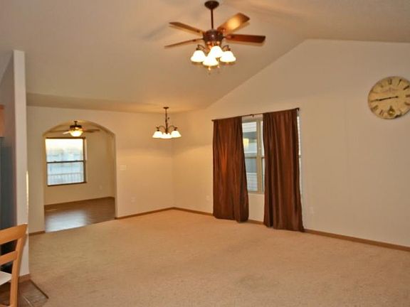 4th image of 1724 6th St W