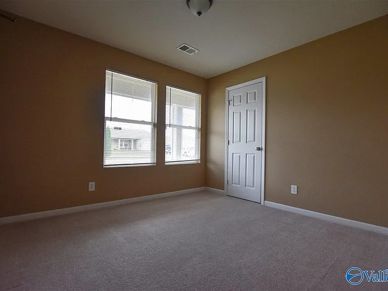 15395 Mill Valley Dr — Photo 21