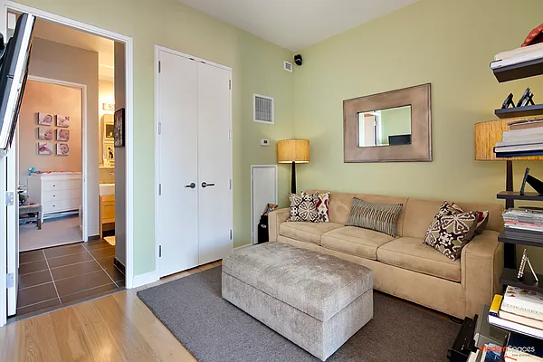 Sold by Modern Spaces | media 3