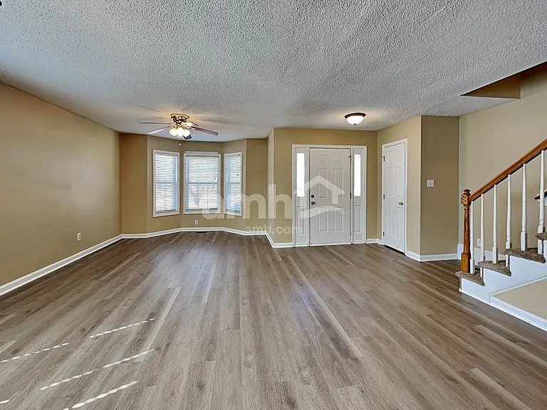 201 Walnut Creek Dr — Photo 7
