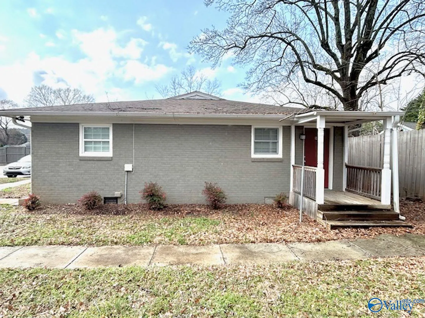 1 bed, 1.0 bath, 865 sqft, $800 — Photo 1