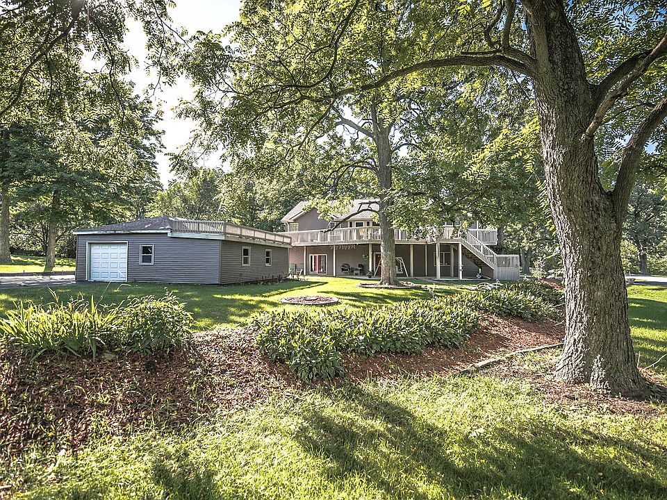 1st image of 445 E Circle Dr