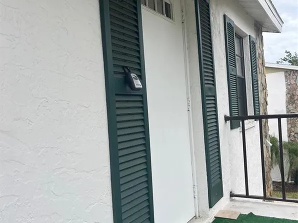 5400 34th St W Unit I10, Bradenton, FL 34210