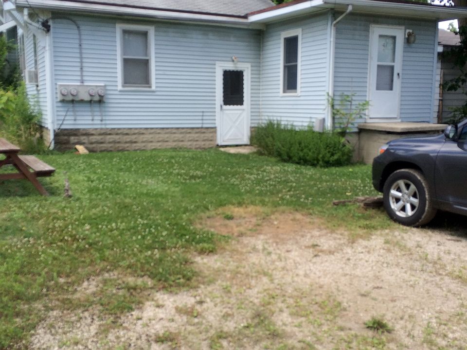 2nd image of 318 N Calvert St APT 2