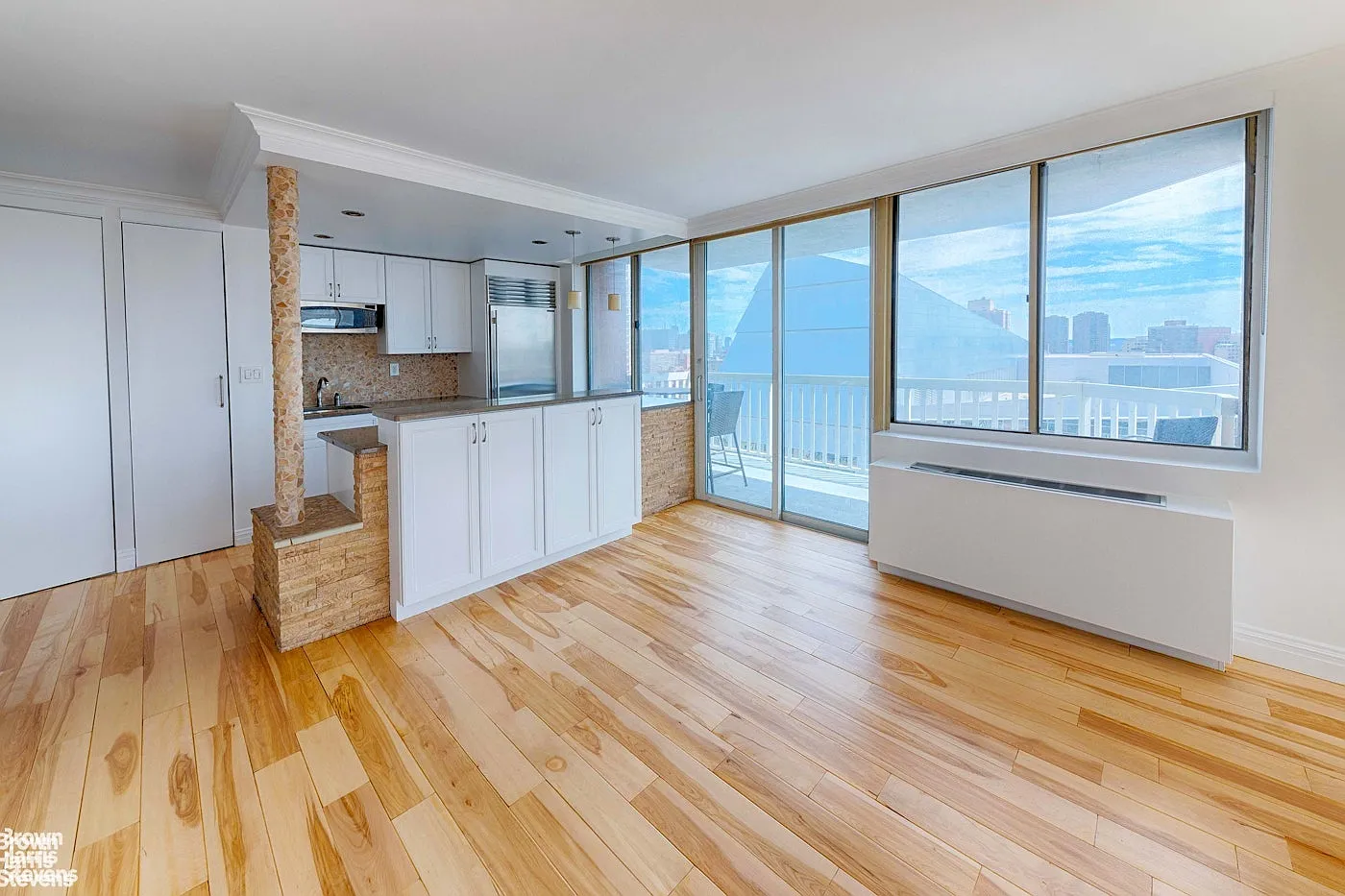 50 Lexington Avenue — Photo 2