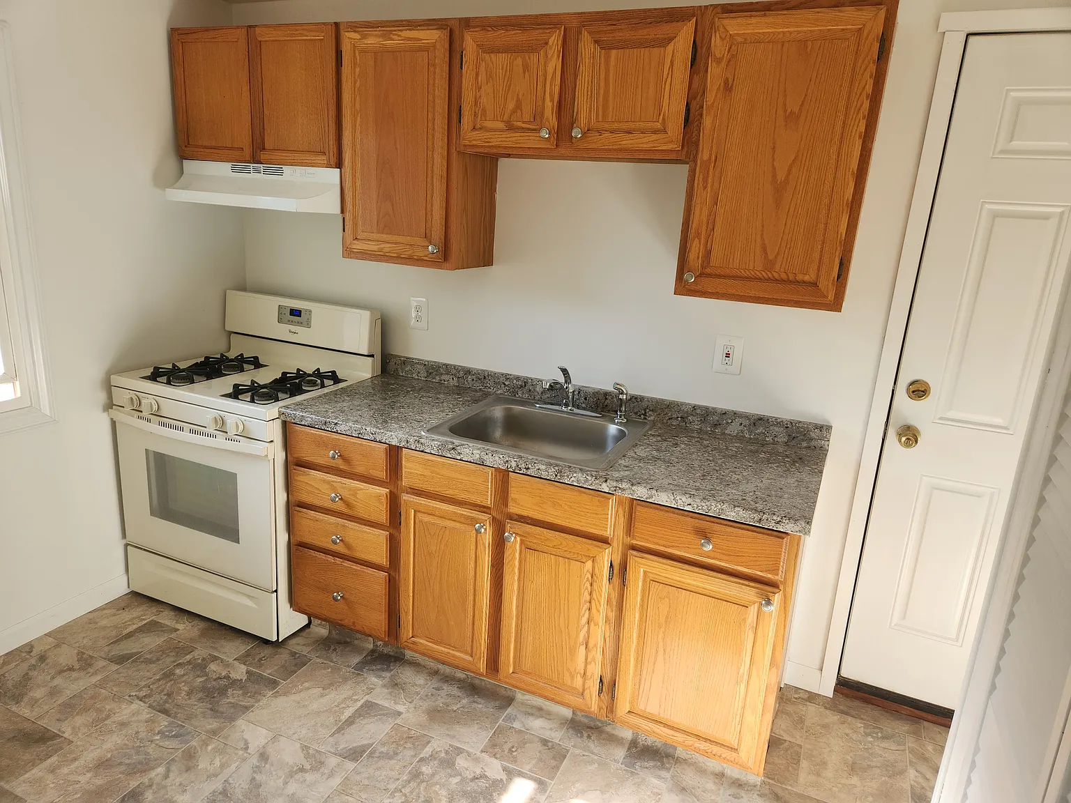 2 bed, $2,400 — Photo 2