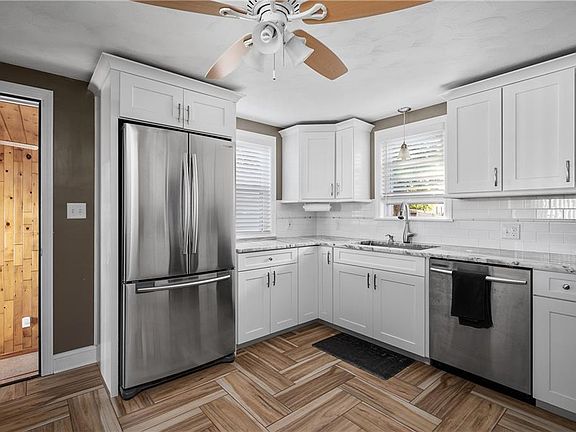 5th image of 7 Rosemere Dr
