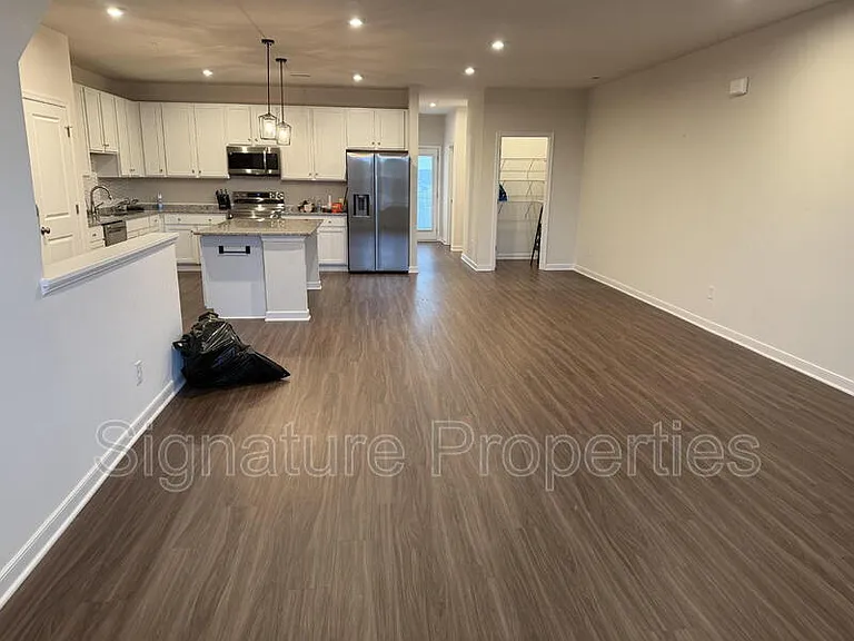 14469 Hancock Towns Dr — Photo 9