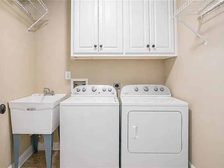 320 Baymist Dr — Photo 32