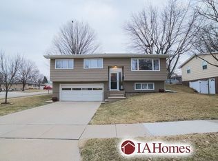 2400 25th Ave, Marion, IA 52302