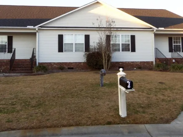 2100 Oak Bend Dr, Greenville, NC 27834