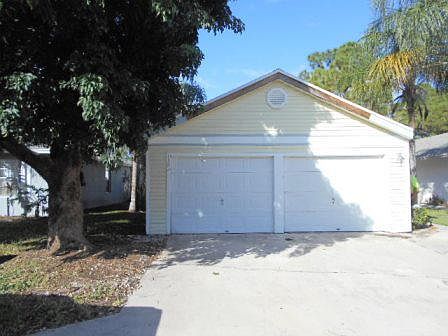 1st image of 1397 Amaryllis Ln