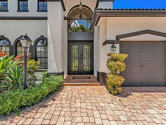 5th image of 1202 NW 141st Avenue