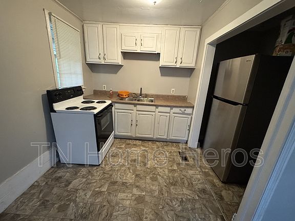 4th image of 1709 Crestview St