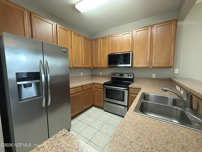 5841 Parkstone Crossing Dr — Photo 9