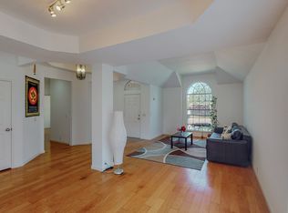 10416 Winners Dr, Irving, TX 75063