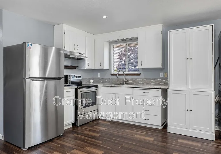 1613 Wheeler St S — Photo 7