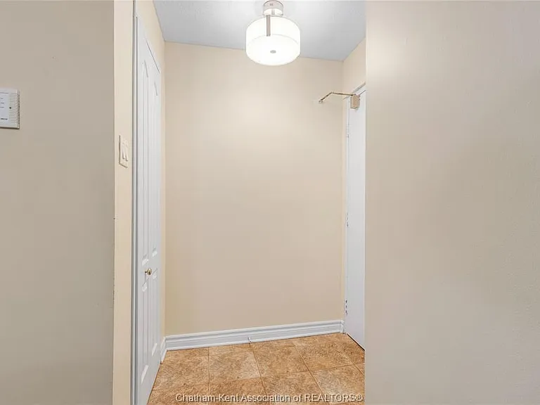 225 Campus Pkwy #117 — Photo 2