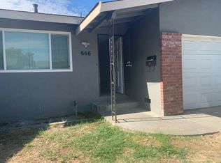 666 Kings Ln, Manteca, CA 95336
