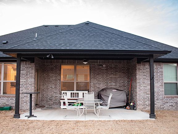 5th image of 871 Bob Glen Cir
