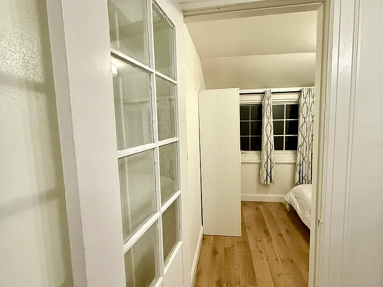 1343 Martin Luther King Jr Way #5 — Photo 2