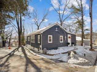 334 Lakeside Blvd, Hopatcong, NJ 07843
