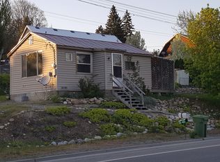 825 2nd Ave N, Okanogan, WA 98840