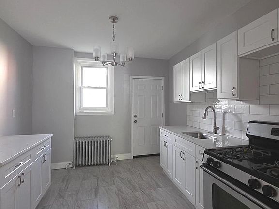 5th image of 3248 N 26th St