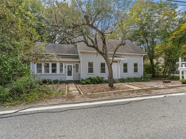 2-2A Plainfield Pike, Foster, RI 02825