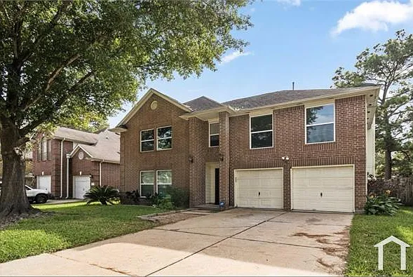 7018 Echo Pines Dr