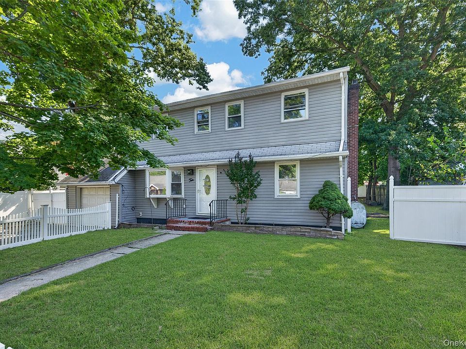 1st image of 10 Field Place