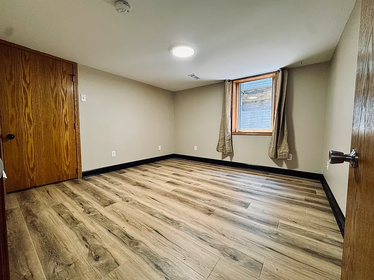 1120 Boone St — Photo 25