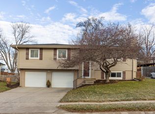 11304 Y St, Omaha, NE 68137