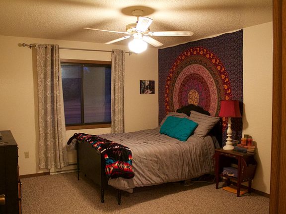 Very spacious bedroom. Lots of closet space. Ceiling fan. 