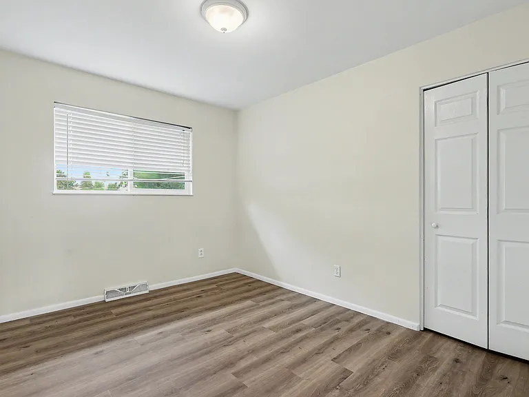 1731 Auburn Dr — Photo 17