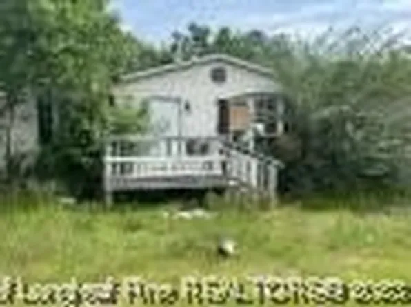96 Coy Rd, Saint Pauls, NC 28384