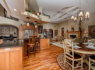 6204 Stefanie Way, Caledonia, WI 53108