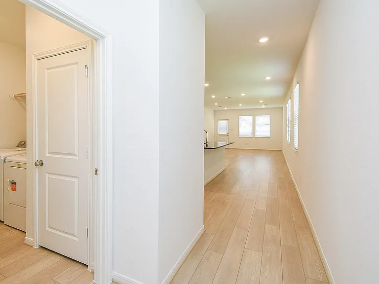 21835 Red Lantana Trl — Photo 4