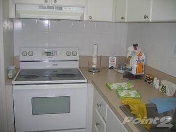 5th image of 1000 West Ave APT 918