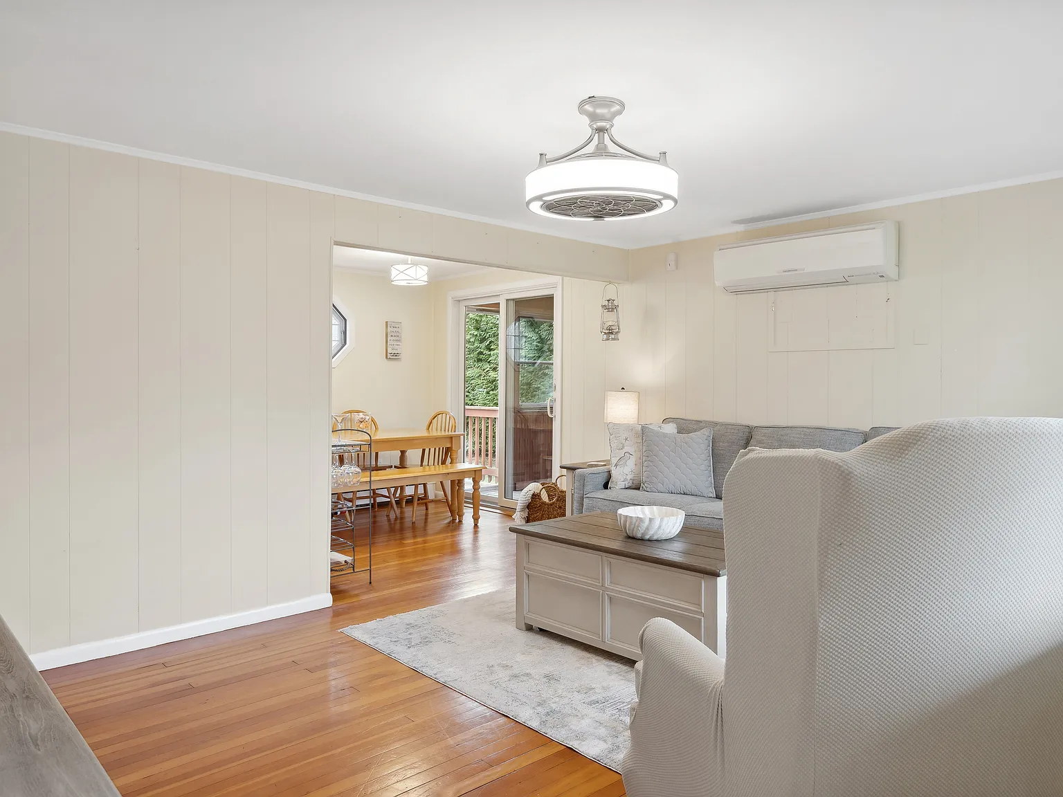 Charming Greenport Rental - Close To All! — Photo 4