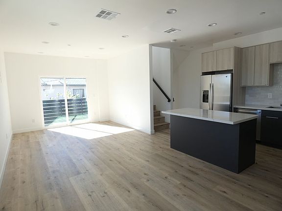 4th image of 5524 Barton Ave #1/2